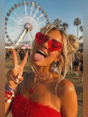 "I ❤️ YOU" Heart Shaped Rimless Glasses in Red